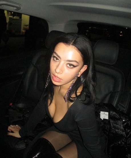 巨根ファックOnlyFans 無料 アーカイブ