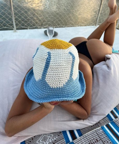 Bruna Marquezine ポルノスター 画像