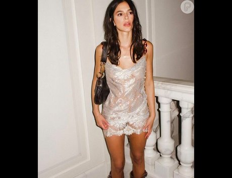 Bruna Marquezine 完璧なポルノスター 写真