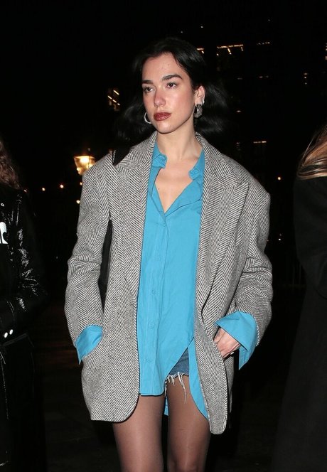 ポーグ xxx オンリーファンズ ホット裸 画像