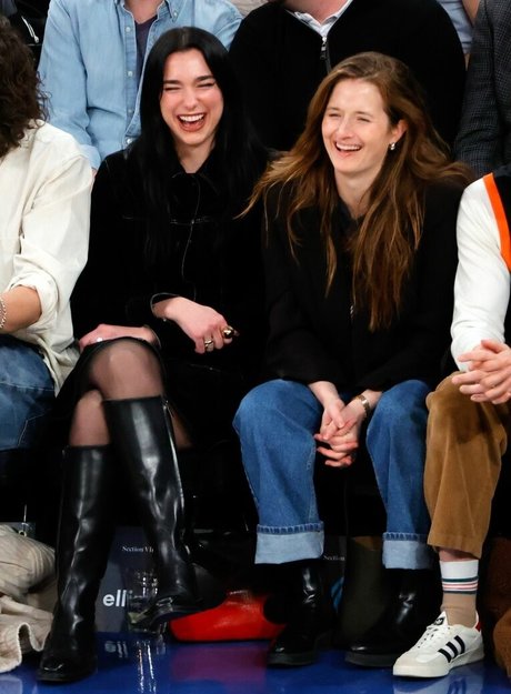 JOIティーンオンリーファンズ ポルノ 画像