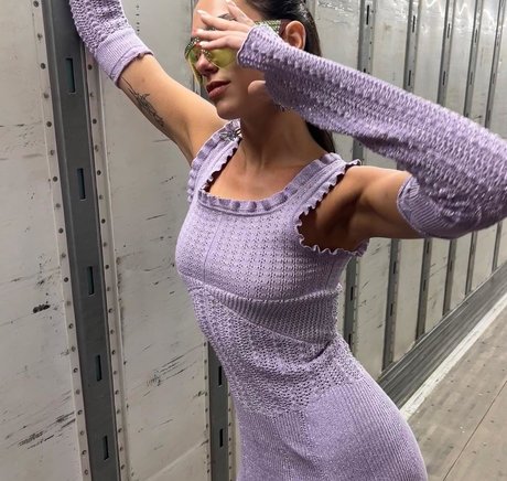 主観視点の手コキOnlyFans ホットヌード 写真