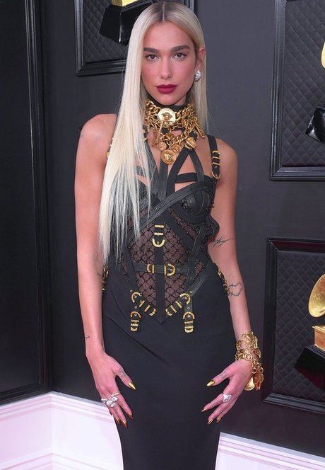 アジア人 BBC オンリーファンズ セクシー 画像