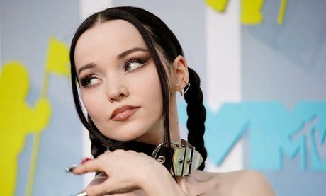 足ヌードオンリーファンズ ホットセックス 画像