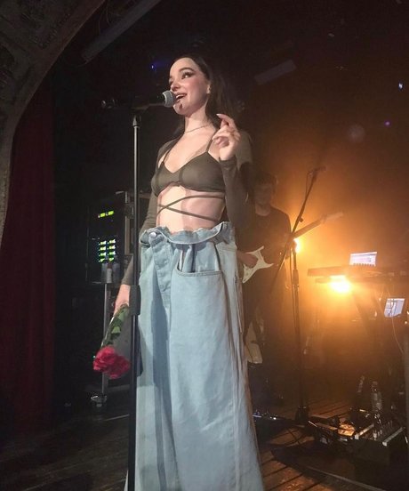 女性限定ファン 無料裸 写真