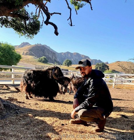 amanbeingaman ポルノスター ヌード ギャラリー