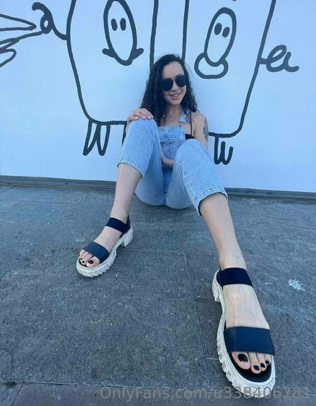 juliana insanely h0rny エロティック女優 写真