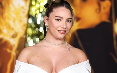 ポーグ xxx オンリーファンズ アート裸 写真