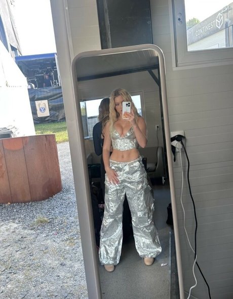 ヘンタイオンリーファンズ セクシーヌード アーカイブ