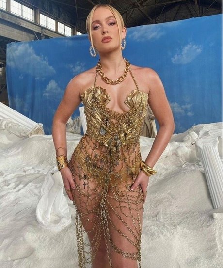 大きな乳首オンリーファンズ セクシーヌード アーカイブ