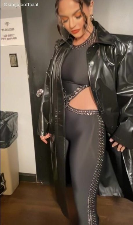 Joanna Jojo Levesque スター ヌード アーカイブ