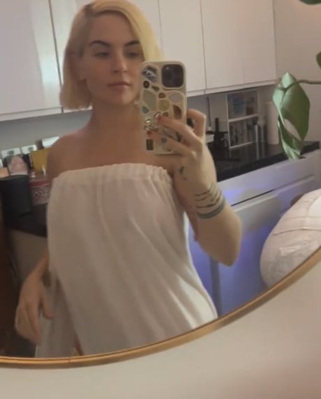 Joanna Jojo Levesque ポルノスター ベスト 写真