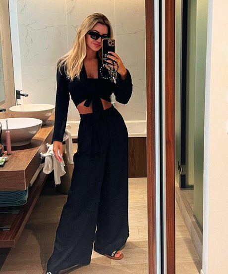 ティーントランスオンリーファン ホット 写真