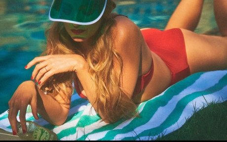 ソロオンリーファンズ ポルノ 写真