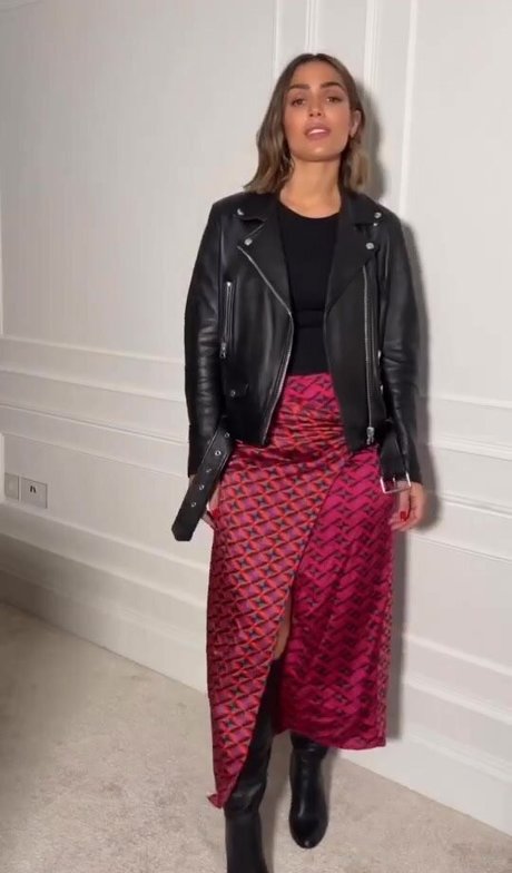 日本の女子高生OnlyFans ポルノ 写真