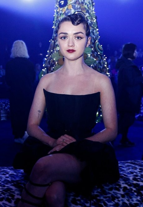 Maisie Williams 素敵なスター アーカイブ