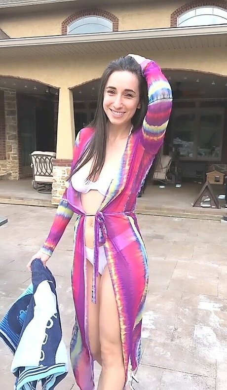 痩せたアジア人ティーン OnlyFans 美しいxxx 写真