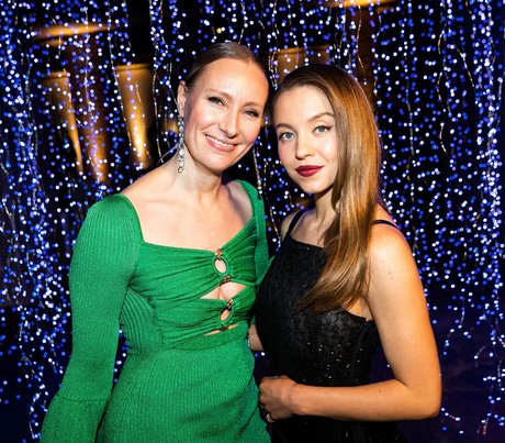 毛深い足のOnlyFans セクシーxxx 写真