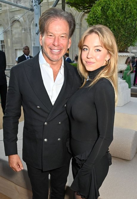 アナル舐めオンリーファンズ アダルト 写真