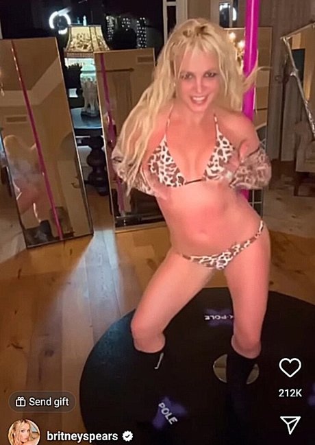 黒人レズビアンオンリーファンズ 無料 画像