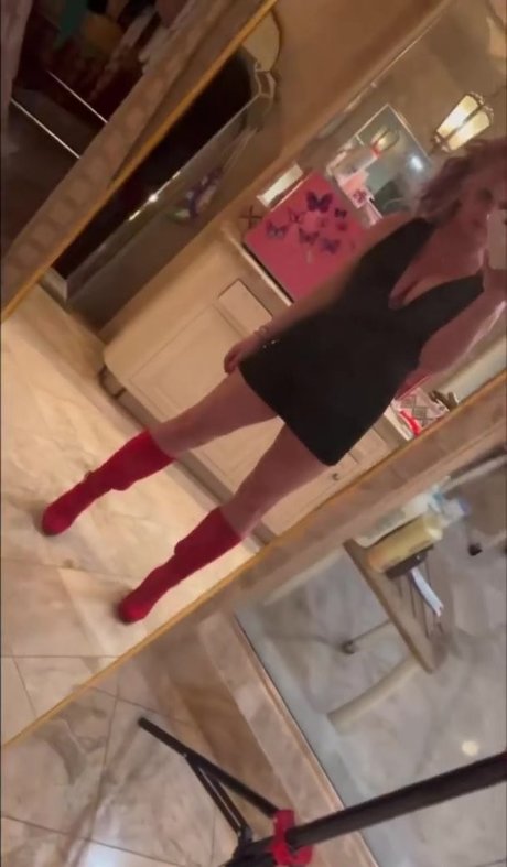 痩せたティーンのオンリーファンズ アートxxx ギャラリー