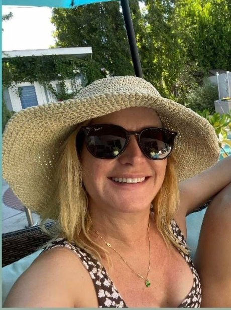 Angela Kinsey かわいいモデル ギャラリー