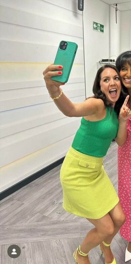 ハロウィン オンリーファン ホットセックス 画像