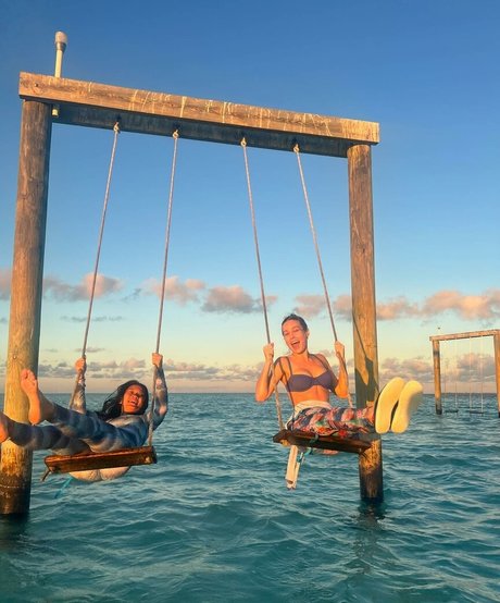 妊娠中のアジア人オンリーファンズ ホットセックス 写真