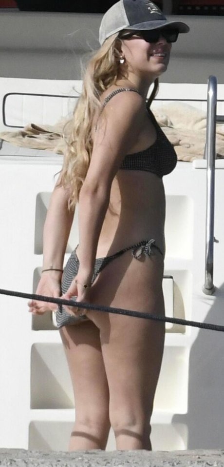 ブラックマジックオンリーファンズ 無料セクシー ギャラリー