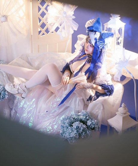 Ying Tze 美しいモデル 写真