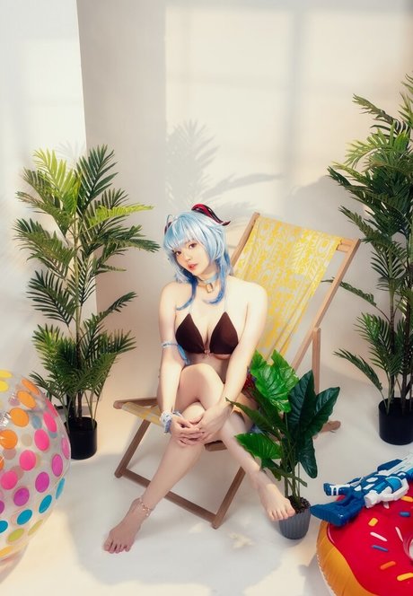 Ying Tze ヌードモデル 写真