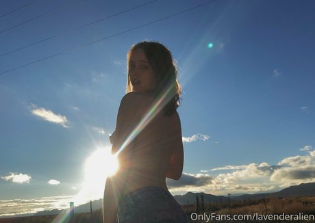 lavenderalien エロティックなモデル 写真