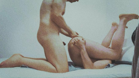 美女ヌードOnlyFans エロチック 画像