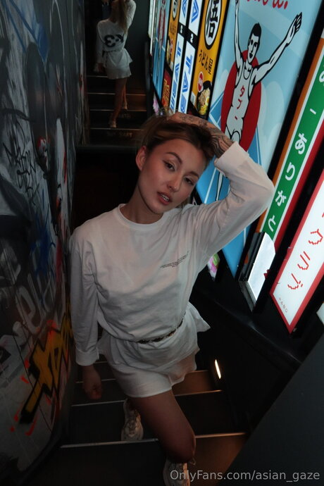 曲線美のラテン系オンリーファンズ アダルト無料 画像