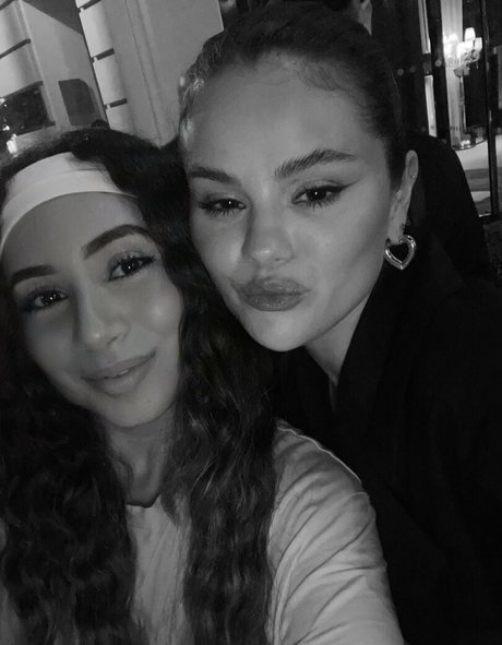 ラバーオンリーファン トップ 画像