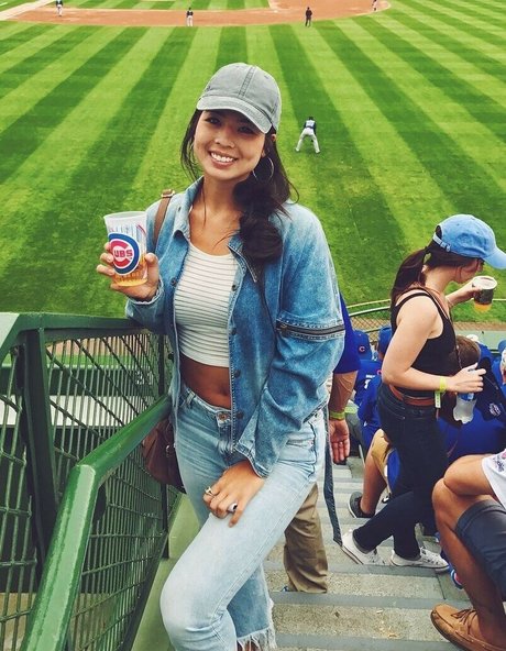 CarolineKwan ヌードのポルノスター ギャラリー