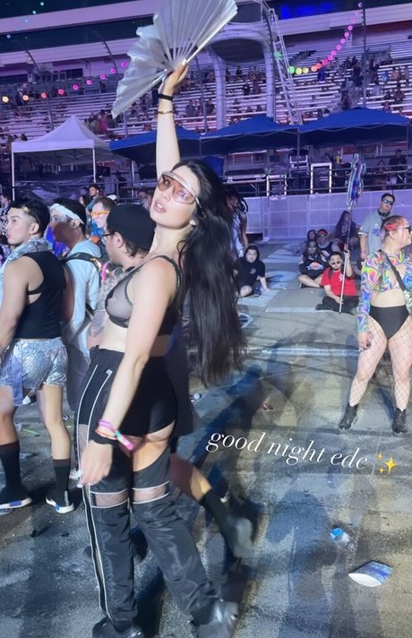 CarolineKwan ヌードのポルノスター 写真