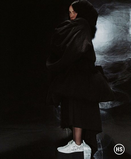 Billie Eilish エロティックなスター 写真