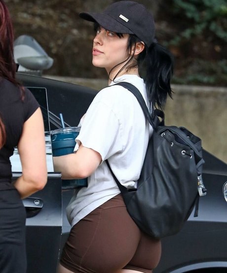 ソロ男性オンリーファンズ ホットポルノ 写真