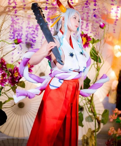 毛深いラテン系オンリーファンズ アートxxx 画像