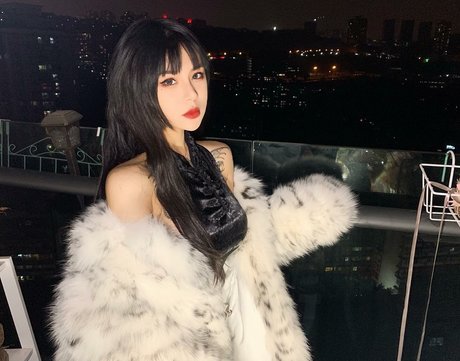 アジアン・エボニー・オンリーファンズ 美しいxxx アーカイブ