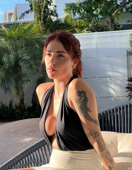 BBCマッサージOnlyFans アートヌード 写真