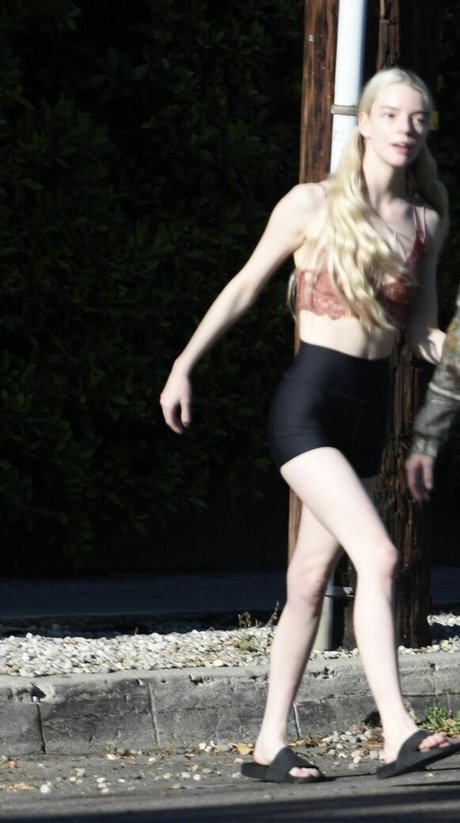 汚れた足オンリーファンズ 美しい裸 アーカイブ