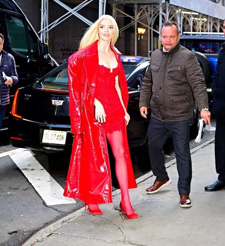 ミニドレス OnlyFans アートxxx 写真