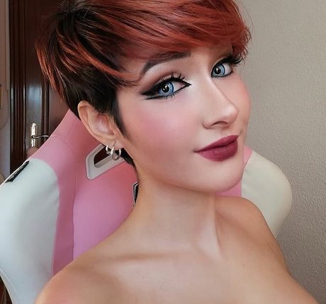 小柄なティーンオンリーファン 無料エロ 写真