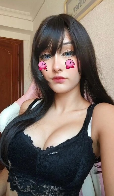 曲線美のオンリーファンズ ホット アーカイブ