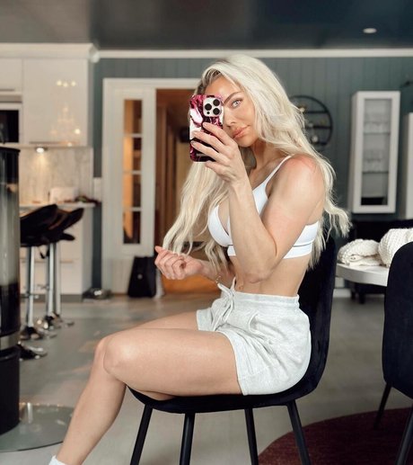 Trine Petronella 独占ポルノスター 画像