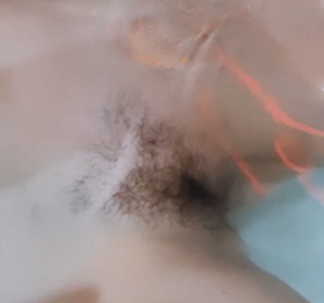 ダーティトークオンリーファンズ 無料ヌード 写真