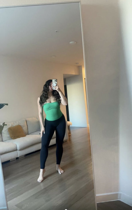 Mary Noura HDモデル ギャラリー