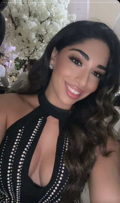 Mary Noura ポルノモデル 写真